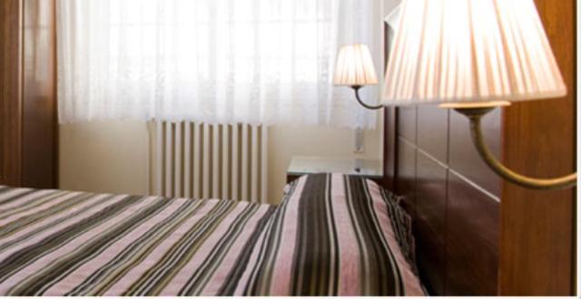 Hotel Bruselas أغواردا الغرفة الصورة