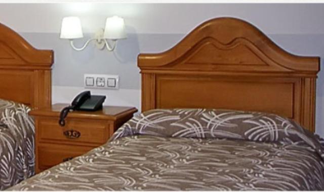 Hotel Bruselas أغواردا الغرفة الصورة