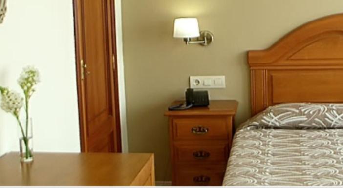 Hotel Bruselas أغواردا المظهر الخارجي الصورة